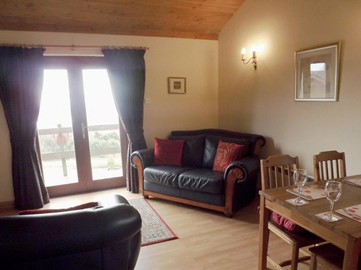 Ben Alder Lodge Milton of Campsie Extérieur photo